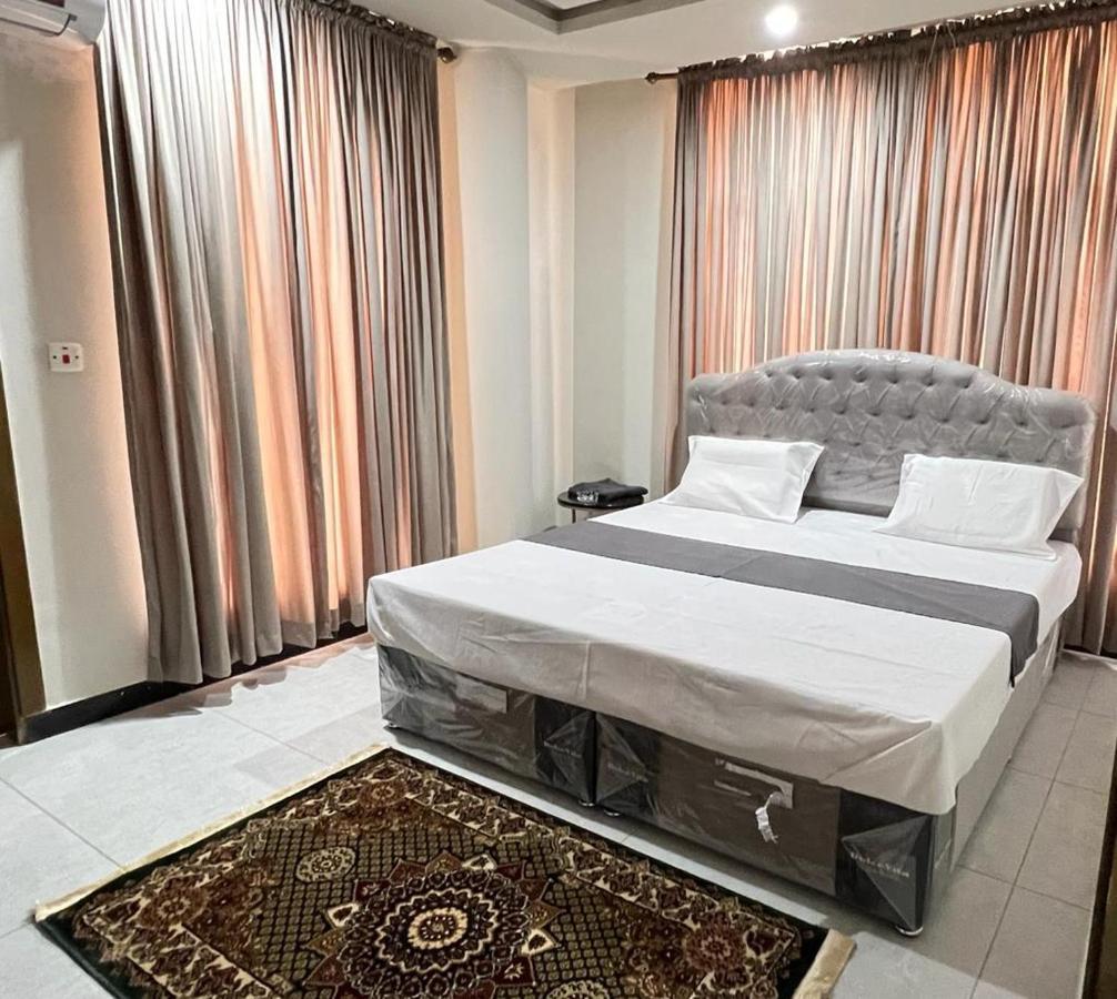 Northern Suites Bahria Town Rawalpindi Bagian luar foto
