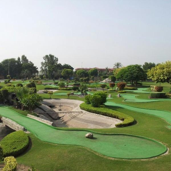 Northern Suites Bahria Town Rawalpindi Bagian luar foto