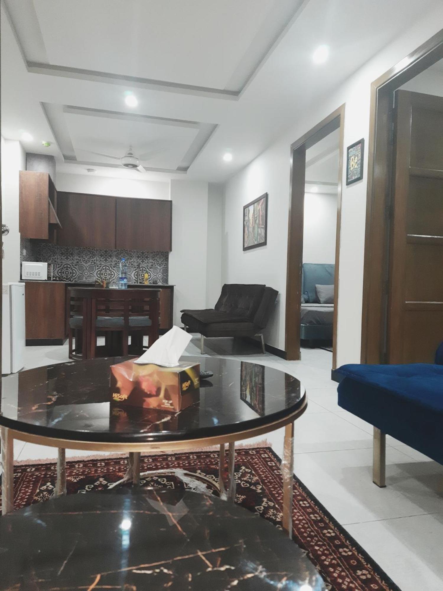 Northern Suites Bahria Town Rawalpindi Bagian luar foto